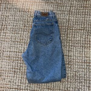 Lee vintage jeans size 8/ M but fit like size SMALL
